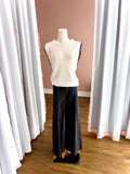 Edge Detail Sweater Vest Off White Charcoal Cntrst